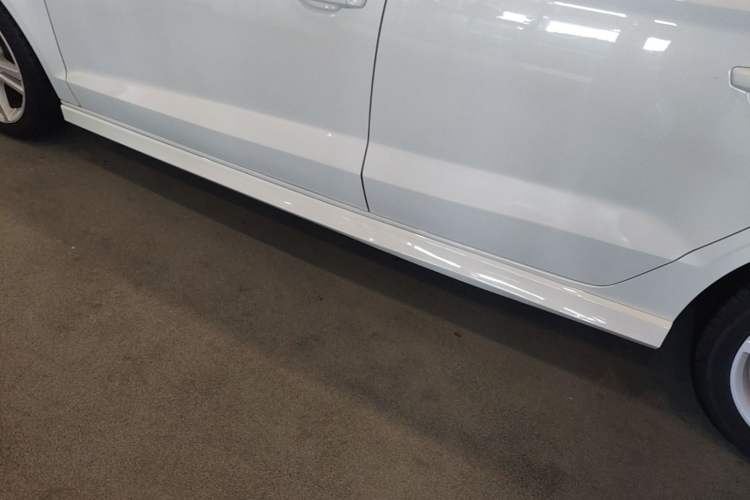 Used Audi A3 2019 Limousine 35 TFSI Fashion Edition China VI Emission Standard Left Side Sill