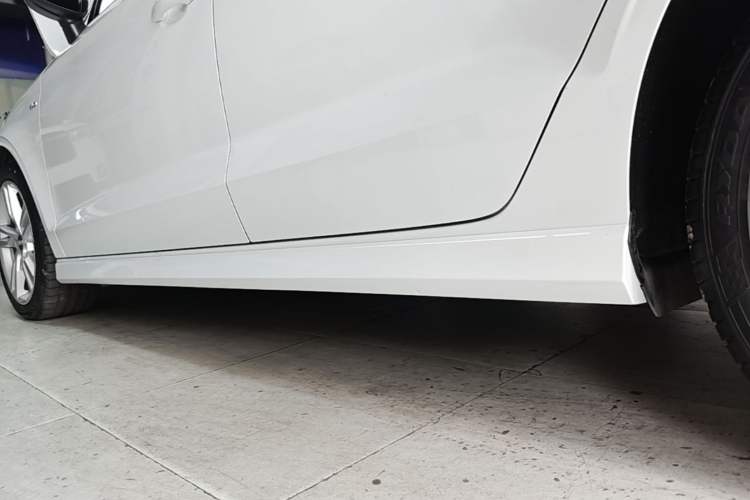 Used Audi A3 2019 Limousine 35 TFSI Fashion Edition China V standard Left Side Sill