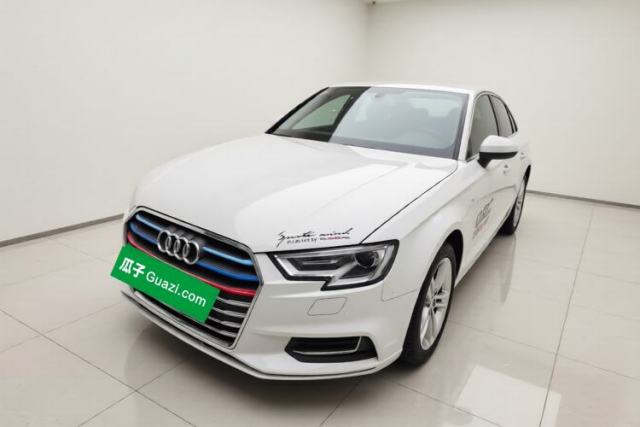Ojetý Audi A3 2019 Limousine 35 TFSI Ambition China VI