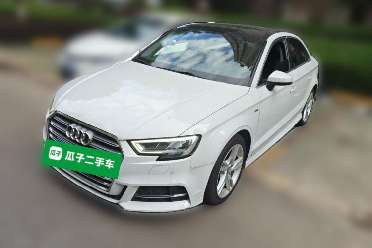 Used Audi A3 2019 Limousine 35 TFSI Fashion Edition China VI Emission Standard Guazi used car, China used car export, Used car for sale, Used  cars, Cheapest cars for sale