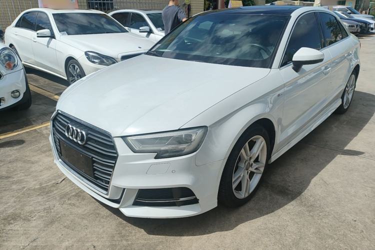 Used Audi A3 2019 Limousine 35 TFSI Fashion Edition China VI Emission Standard Guazi used car, China used car export, Used car for sale, Used  cars, Cheapest cars for sale