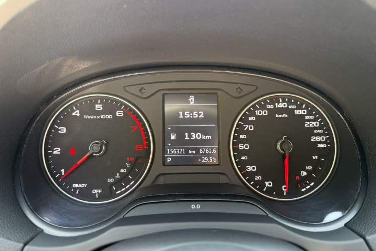 Used Audi A3 2019 Limousine 35 TFSI Style Version China V Emission Standard Odometer Close Up