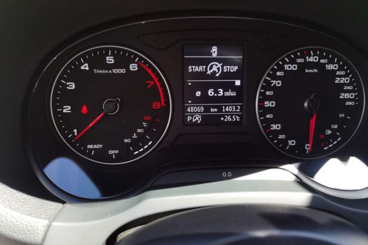 Used Audi A3 2019 Sportback 35 TFSI Fashion Edition China V Odometer Close Up