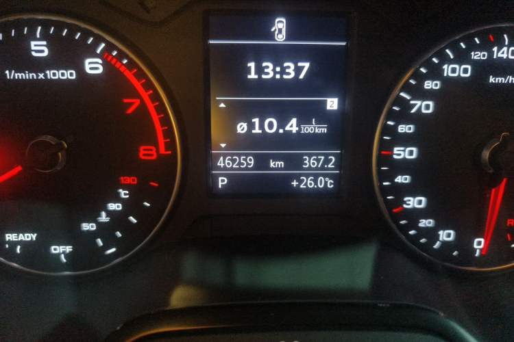 Used Audi A3 2019 Limousine 35 TFSI Ambition China VI Odometer Close Up