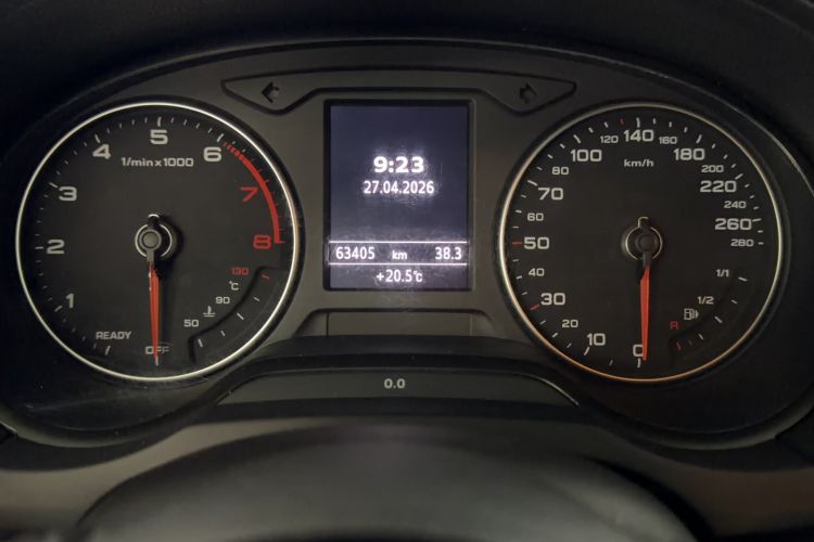 Used Audi A3 2019 Limousine 35 TFSI Ambition China VI Odometer Close Up