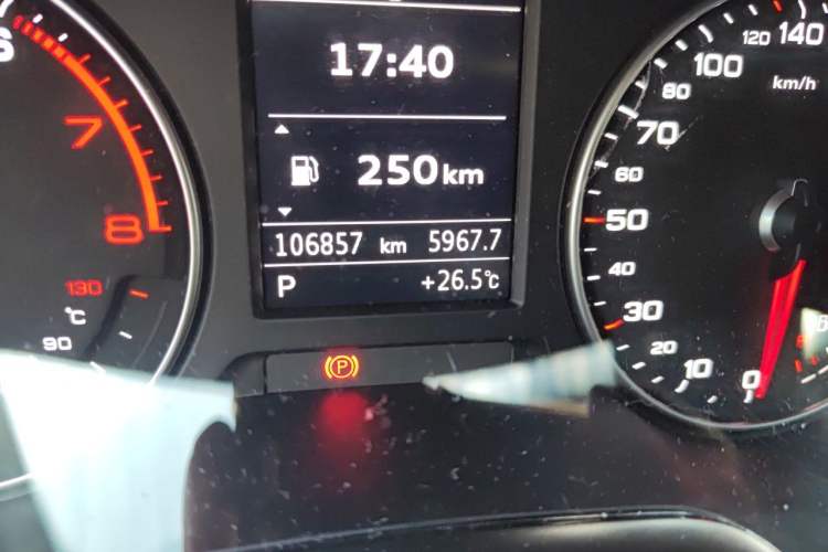 Used Audi A3 2019 Limousine 35 TFSI Ambition China VI Odometer Close Up