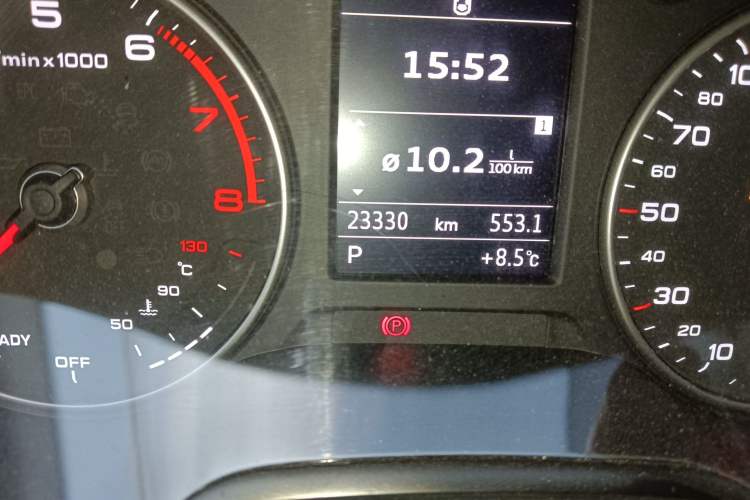 Used Audi A3 2019 Sportback 35 TFSI Ambition China VI Odometer Close Up