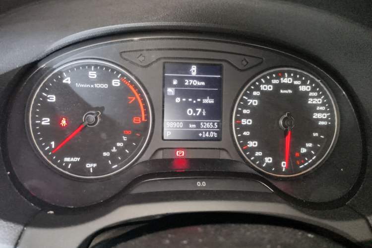 Used Audi A3 2019 Limousine 35 TFSI Fashion Edition China V standard Odometer Close Up