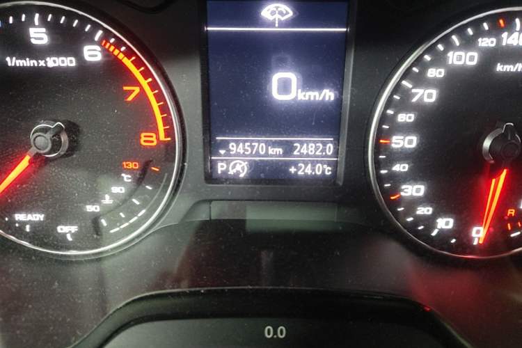 Used Audi A3 2019 Limousine 35 TFSI Ambition China VI Odometer Close Up