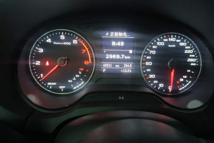 Used Audi A3 2019 Sportback 35 TFSI Style Version China V Emission Standard Odometer Close Up