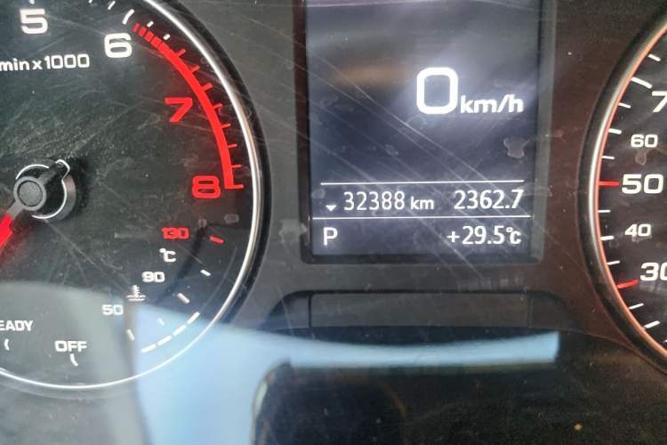 Used Audi A3 2019 Limousine 35 TFSI Fashion Edition China V standard Odometer Close Up