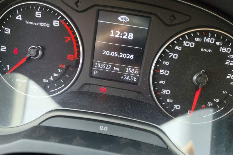 Used Audi A3 2019 Sportback 35 TFSI Ambition China V Odometer Close Up