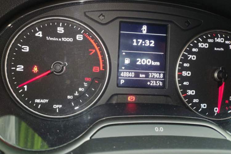 Used Audi A3 2019 Sportback 35 TFSI Ambition China V Odometer Close Up