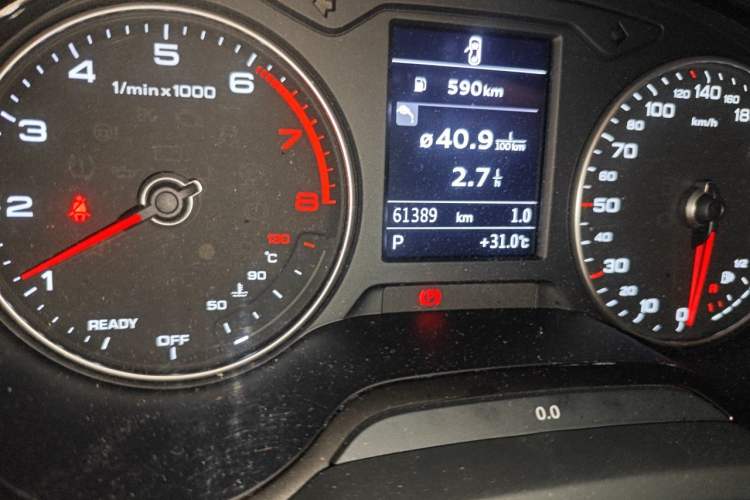 Used Audi A3 2019 Limousine 35 TFSI Fashion Edition China V standard Odometer Close Up