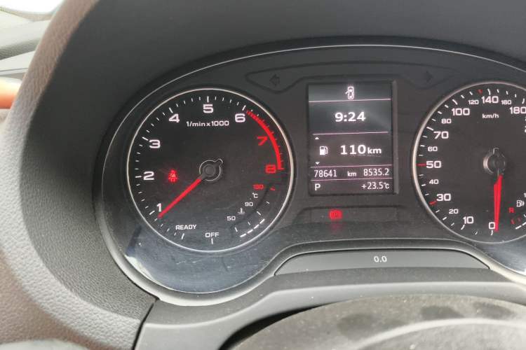 Used Audi A3 2019 Limousine 35 TFSI Ambition China VI Odometer Close Up