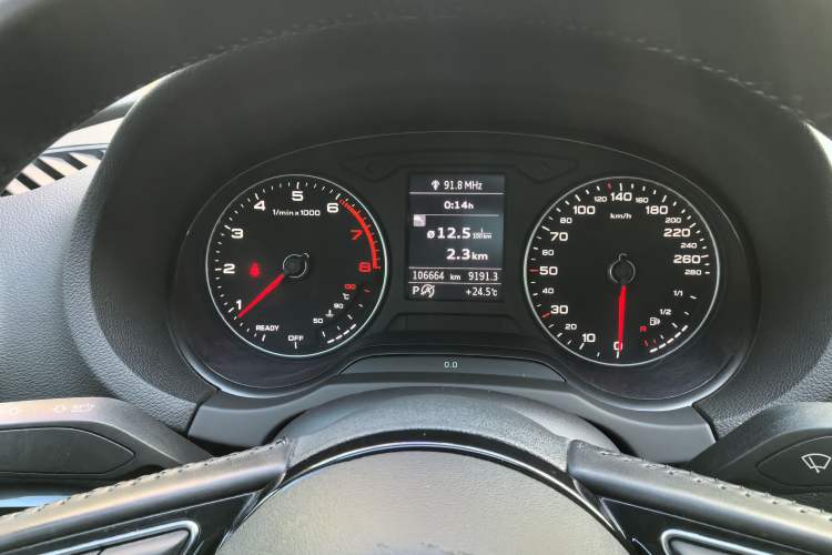Used Audi A3 2019 Sportback 35 TFSI Fashion Edition China V Odometer Close Up