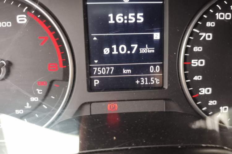 Used Audi A3 2019 Limousine 35 TFSI Ambition China V Odometer Close Up