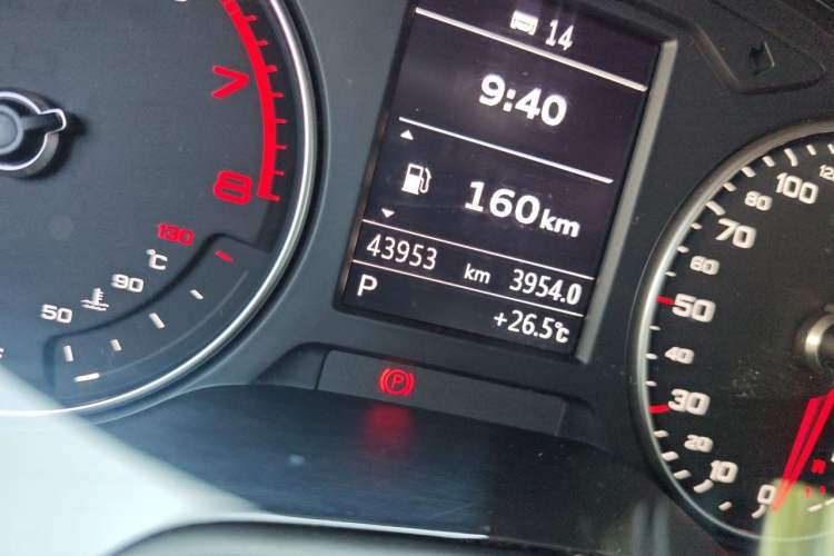 Used Audi A3 2019 Limousine 35 TFSI Ambition China V Odometer Close Up