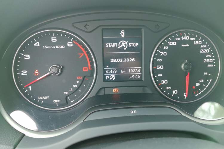 Used Audi A3 2019 Sportback 35 TFSI Fashion Edition China V Odometer Close Up