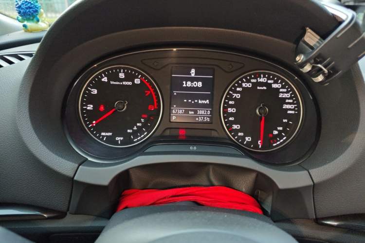 Used Audi A3 2019 Sportback 35 TFSI Fashion Edition China V Odometer Close Up