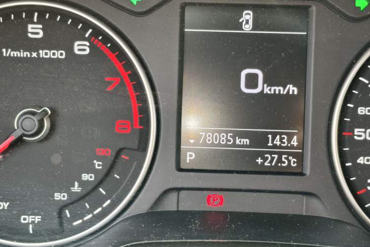 Used Audi A3 2019 Limousine 35 TFSI Ambition China VI Odometer Close Up