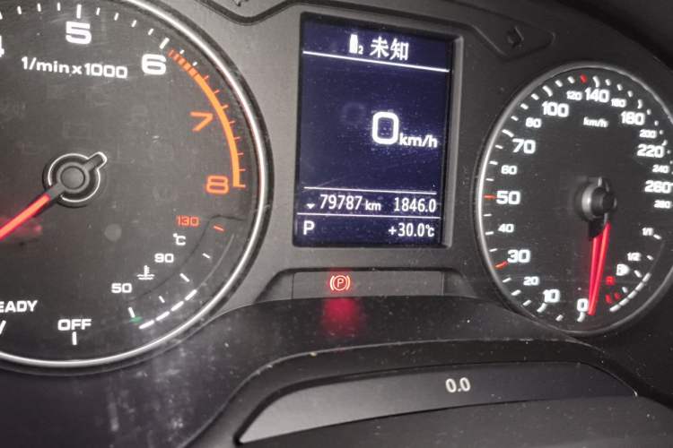 Used Audi A3 2019 Limousine 35 TFSI Ambition China VI Odometer Close Up