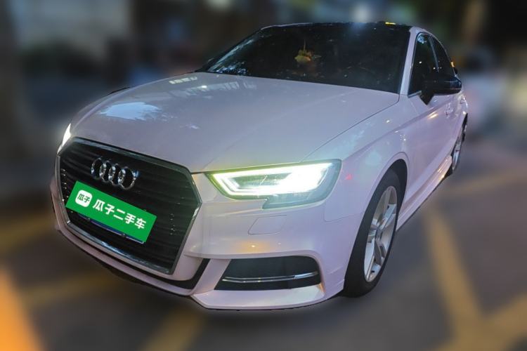 Used Audi A3 2019 Limousine 35 TFSI Fashion Edition China V standard Guazi used car, China used car export, Used car for sale, Used cars, Cheapest cars for sale