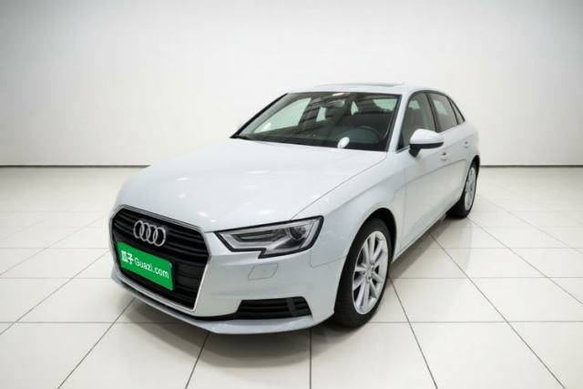 Ojetý Audi A3 2019 Sportback 35 TFSI Ambition China V