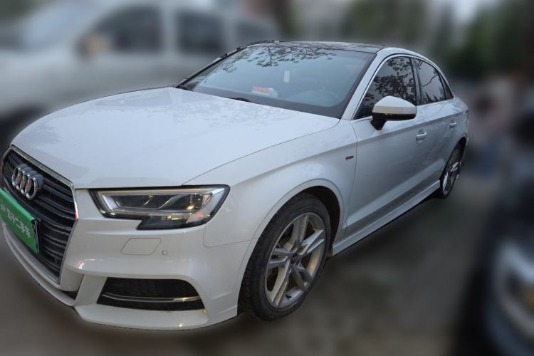 Used Audi A3 2019 Limousine 35 TFSI Fashion Edition China V standard Guazi used car, China used car export, Used car for sale, Used cars, Cheapest cars for sale