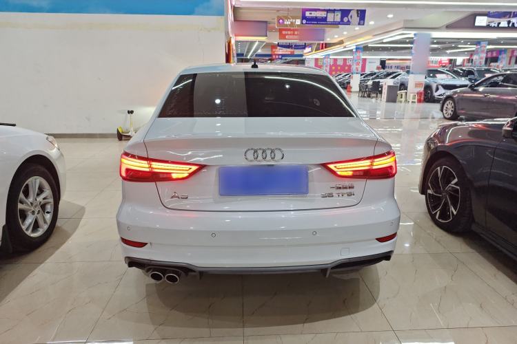 Used Audi A3 2019 Limousine 35 TFSI Fashion Edition China V standard Rear