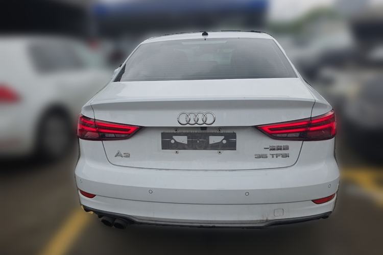Used Audi A3 2019 Limousine 35 TFSI Fashion Edition China V standard Rear