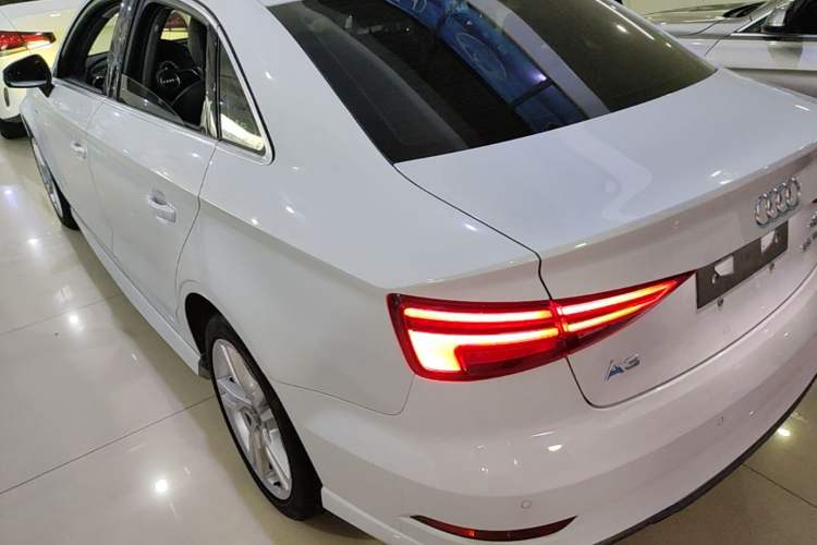Used Audi A3 2019 Limousine 35 TFSI Fashion Edition China V standard Rear Left 45 Deg