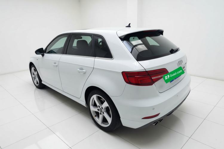 Used Audi A3 2019 Sportback 35 TFSI Fashion Edition China VI Emission Standard Rear Left 45 Deg