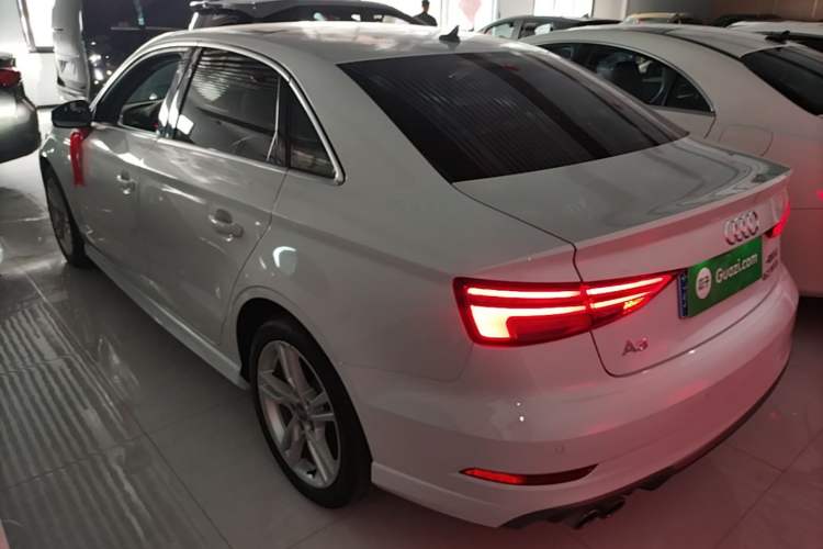 Used Audi A3 2019 Limousine 35 TFSI Fashion Edition China VI Emission Standard Rear Left 45 Deg
