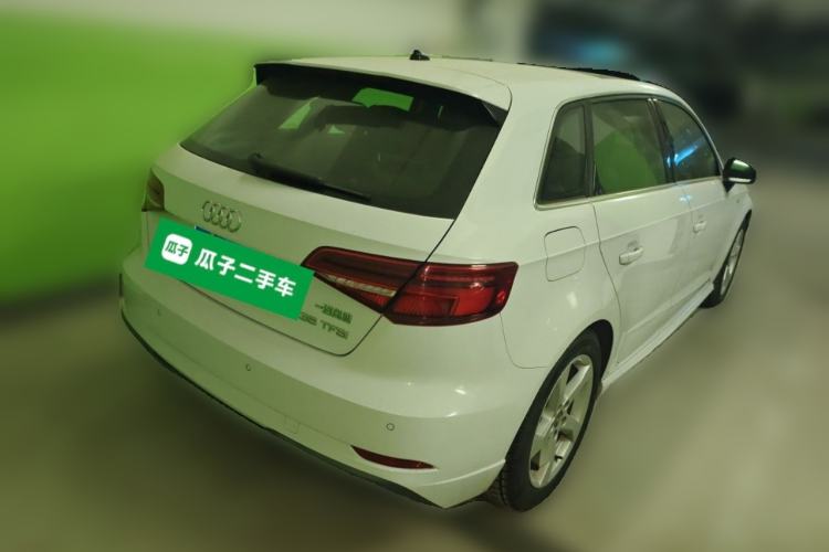 Used Audi A3 2019 Sportback 35 TFSI Fashion Edition China VI Emission Standard Rear Right 45 Deg