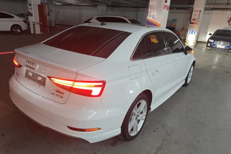 Used Audi A3 2019 Limousine 35 TFSI Fashion Edition China VI Emission Standard Rear Right 45 Deg