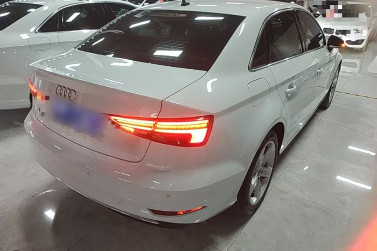 Used Audi A3 2019 Limousine 35 TFSI Ambition China VI Rear Right 45 Deg