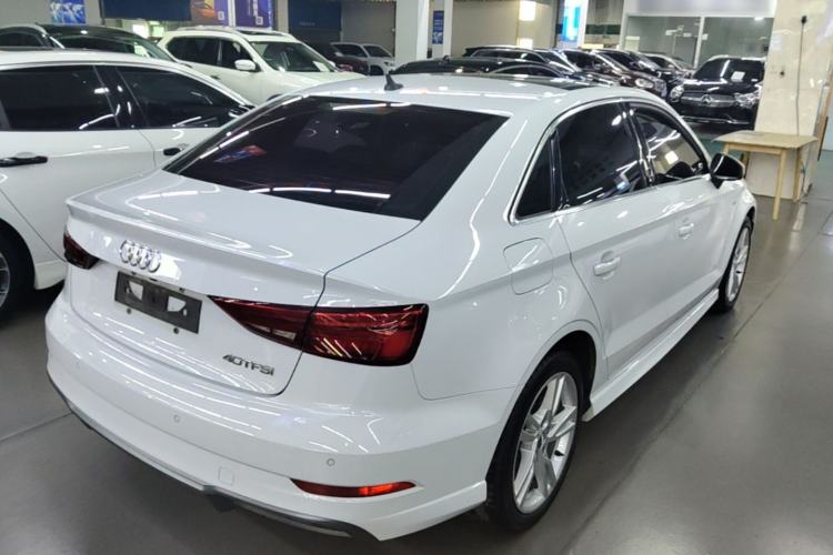 Used Audi A3 2019 Limousine 35 TFSI Fashion Edition China V standard Rear Right 45 Deg