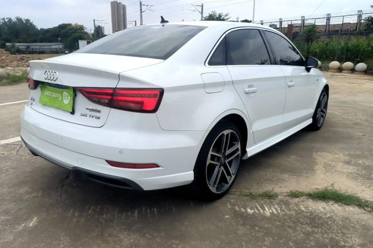 Used Audi A3 2019 Limousine 35 TFSI Sport Edition China V Emission Standard Rear Right 45 Deg