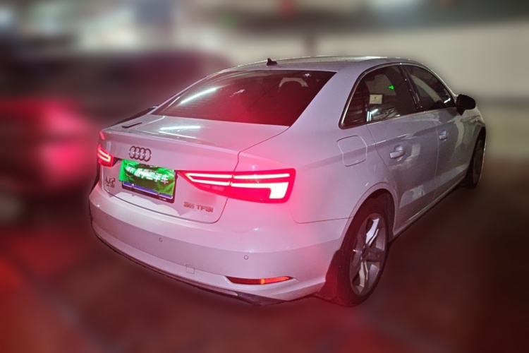 Used Audi A3 2019 Limousine 35 TFSI Ambition China VI Rear Right 45 Deg