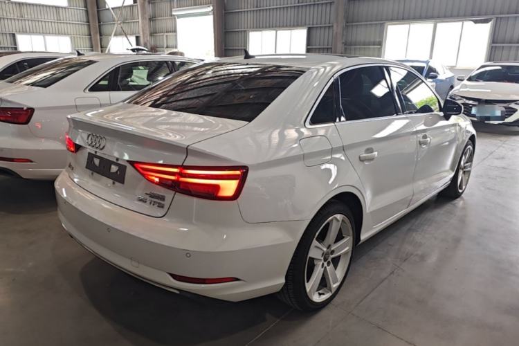 Used Audi A3 2019 Limousine 35 TFSI Style Edition China VI Emission Standard Rear Right 45 Deg