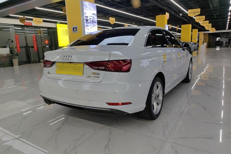 Used Audi A3 2019 Limousine 35 TFSI Ambition China VI Rear Right 45 Deg