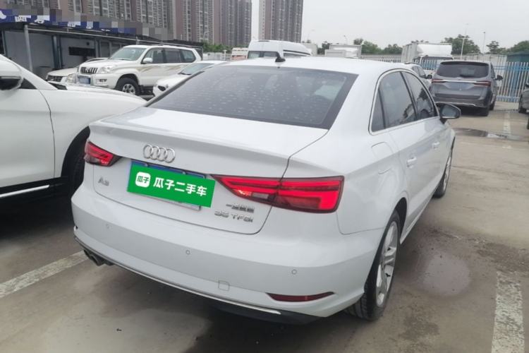 Used Audi A3 2019 Limousine 35 TFSI Ambition China VI Rear Right 45 Deg