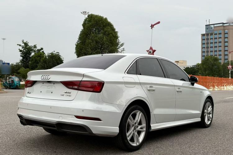 Used Audi A3 2019 Limousine 35 TFSI Fashion Edition China V standard Rear Right 45 Deg