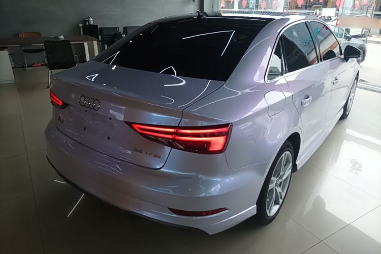 Used Audi A3 2019 Limousine 35 TFSI Fashion Edition China V standard Rear Right 45 Deg
