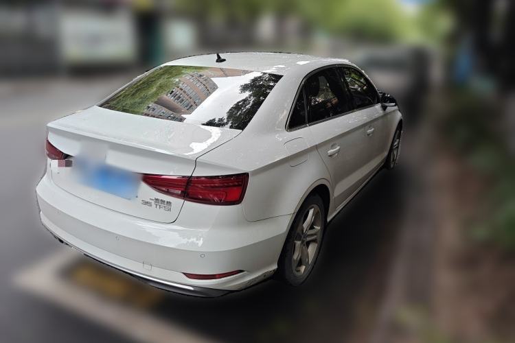 Used Audi A3 2019 Limousine 35 TFSI Ambition China VI Rear Right 45 Deg