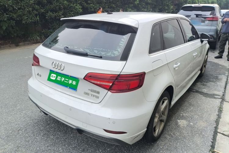 Used Audi A3 2019 Sportback 35 TFSI Fashion Edition China VI Emission Standard Rear Right 45 Deg