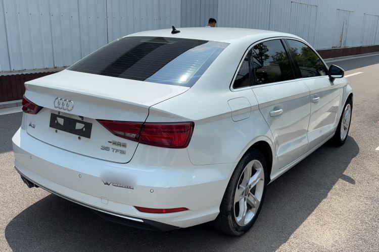 Used Audi A3 2019 Limousine 35 TFSI Ambition China VI Rear Right 45 Deg