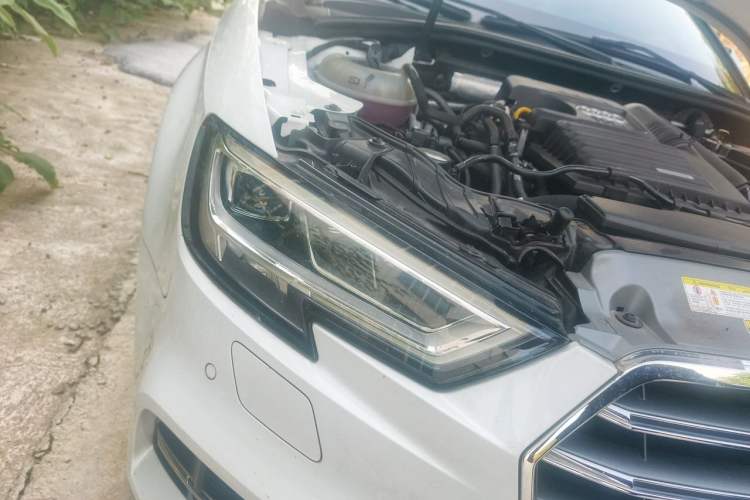 Used Audi A3 2019 Sportback 35 TFSI Fashion Edition China VI Emission Standard Right Front Headlight