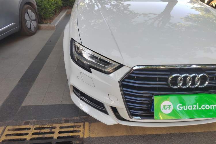 Used Audi A3 2019 Limousine 35 TFSI Fashion Edition China VI Emission Standard Right Front Headlight